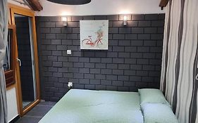 Super Stylish Studio II